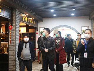 市委书记陈建新调研双龙戏珠酒业复工复产工作