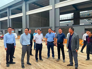 建瓯市委书记周靖、市长吴伟带队到双龙戏珠白酒扩建项目现场开展调研活动